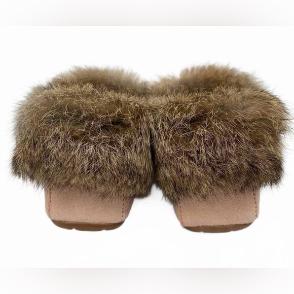 Manitobah Street Moccasin - Real Rabbit Fur NWOT - Picture 2 of 6